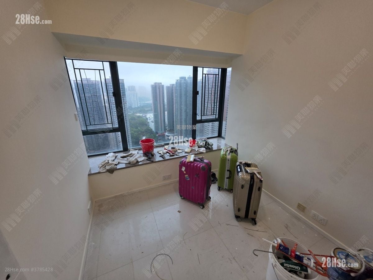 The Metro City Rental 3 Bedrooms , 2 Bathrooms 545 ft²