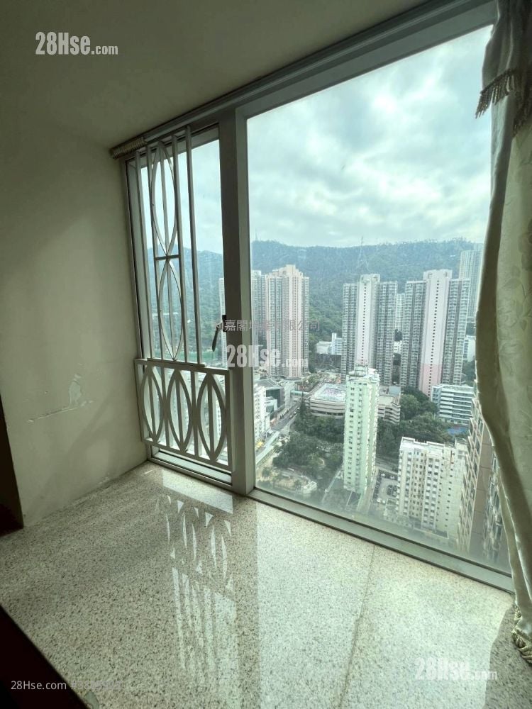 The Apex Sell 2 Bedrooms 474 ft²