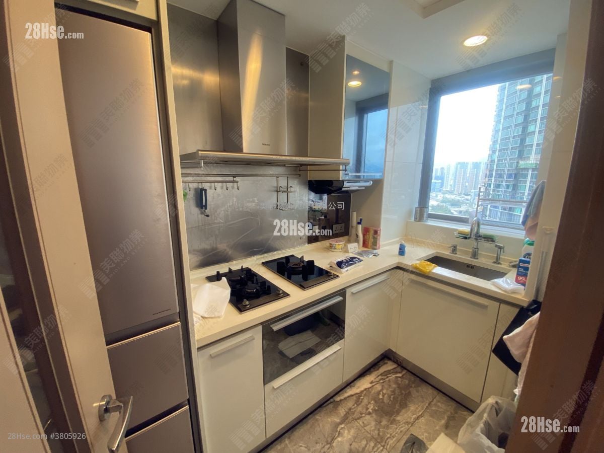 厨房: 天玺 租盘 2 房 , 1 浴室 531 平方尺