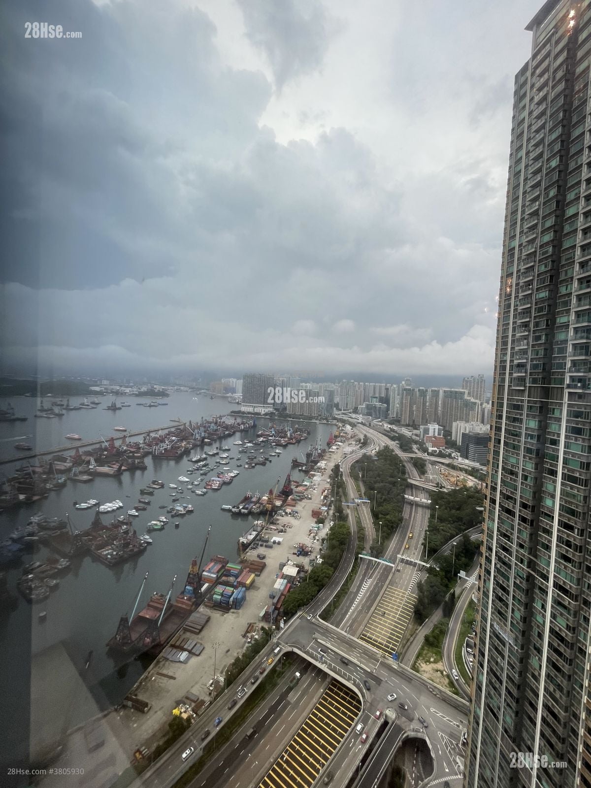 天璽 租盤 2 房 , 2 浴室 640 平方呎