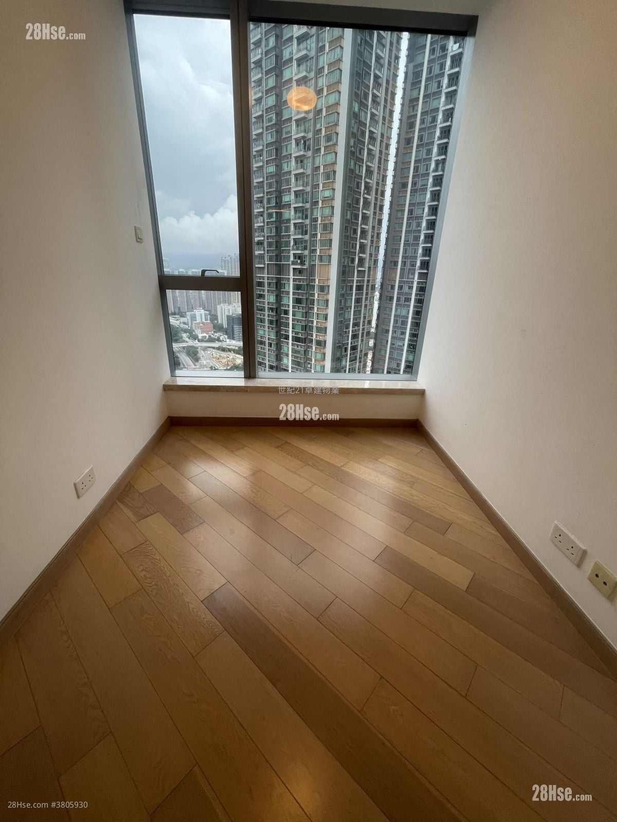 天璽 租盤 2 房 , 2 浴室 640 平方呎