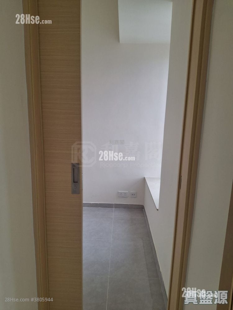 Residence 88 Sell 2 Bedrooms , 1 Bathroom 463 ft²