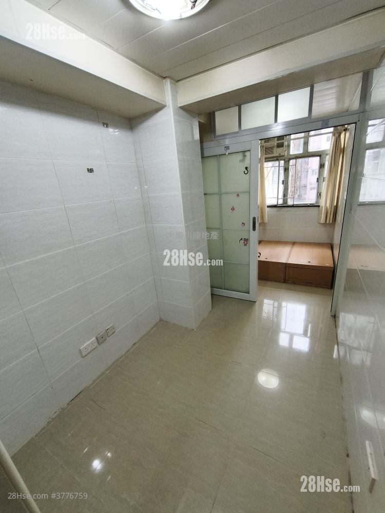 唐楼 租盘 1 房 , 1 浴室 160 平方尺