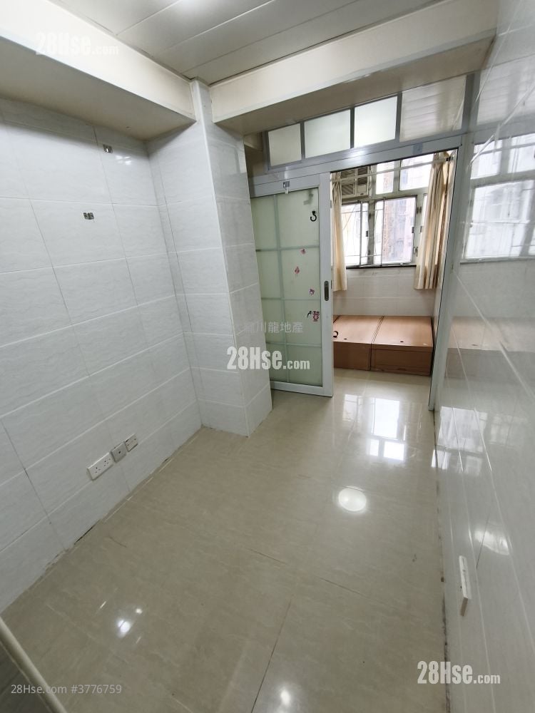 唐楼 租盘 1 房 , 1 浴室 160 平方尺