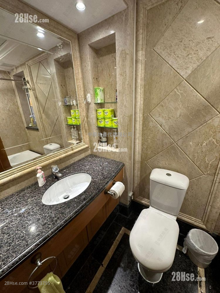 Symphony Bay Sell 3 Bedrooms , 2 Bathrooms 1,031 ft²