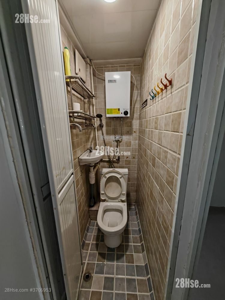 New Pei Ho Building Rental 1 Bedroom , 1 Bathroom 160 ft²