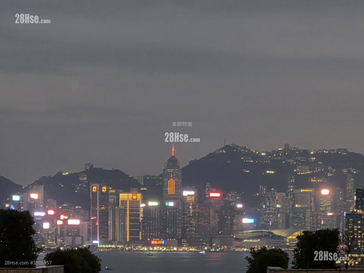 Pano Harbour Sell 3 Bedrooms , 2 Bathrooms 902 ft²