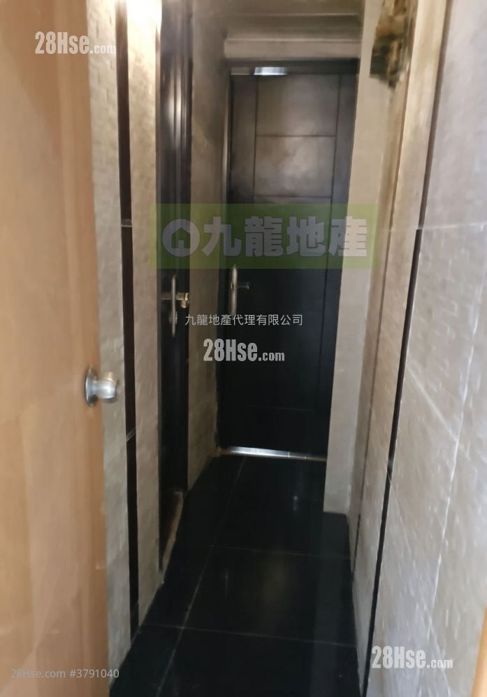 新荣大楼 售盘 2 房 , 1 浴室 337 平方尺