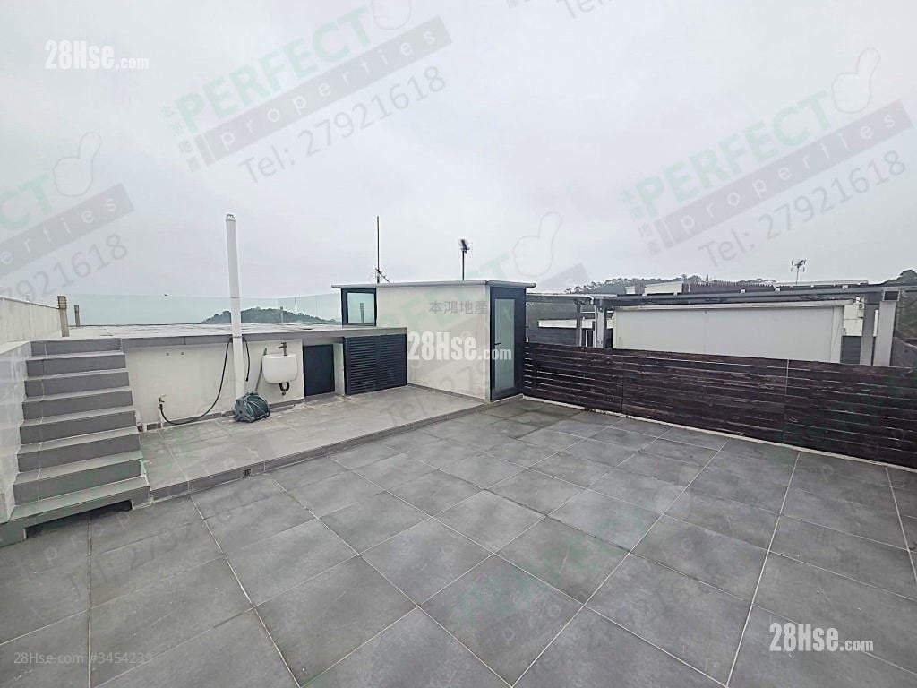 欢景花园 租盘 4 房 2,196 平方尺