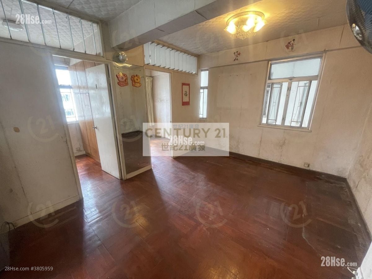 Shun Lee Building Sell 2 Bedrooms , 1 Bathroom 382 ft²