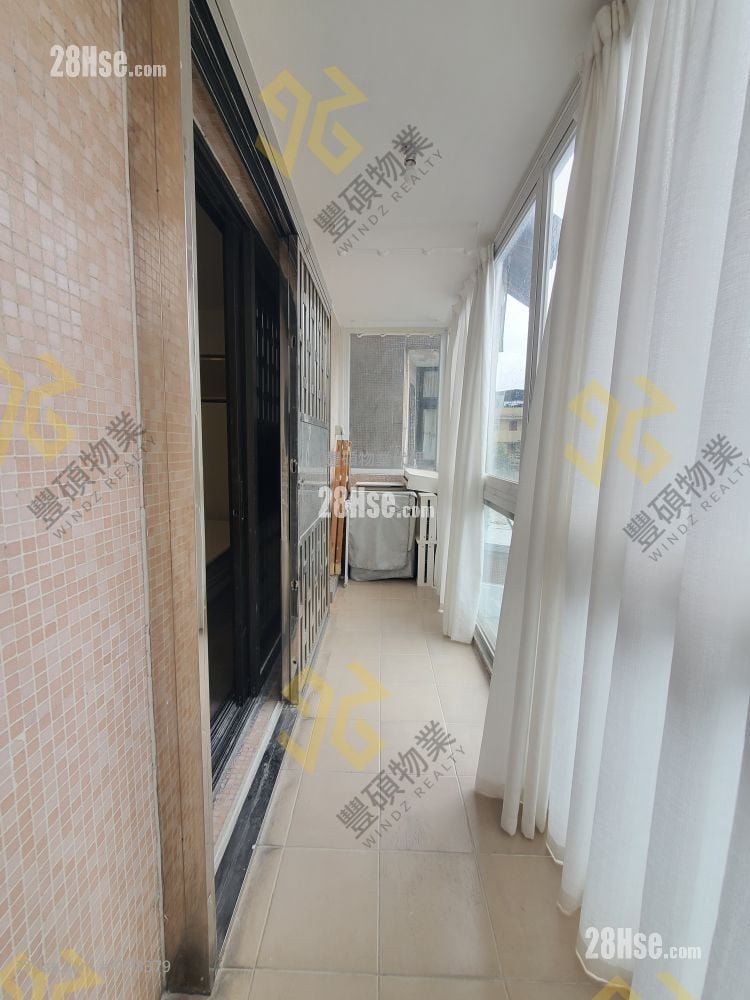 村屋 租盘 3 房 , 1 浴室 700 平方尺