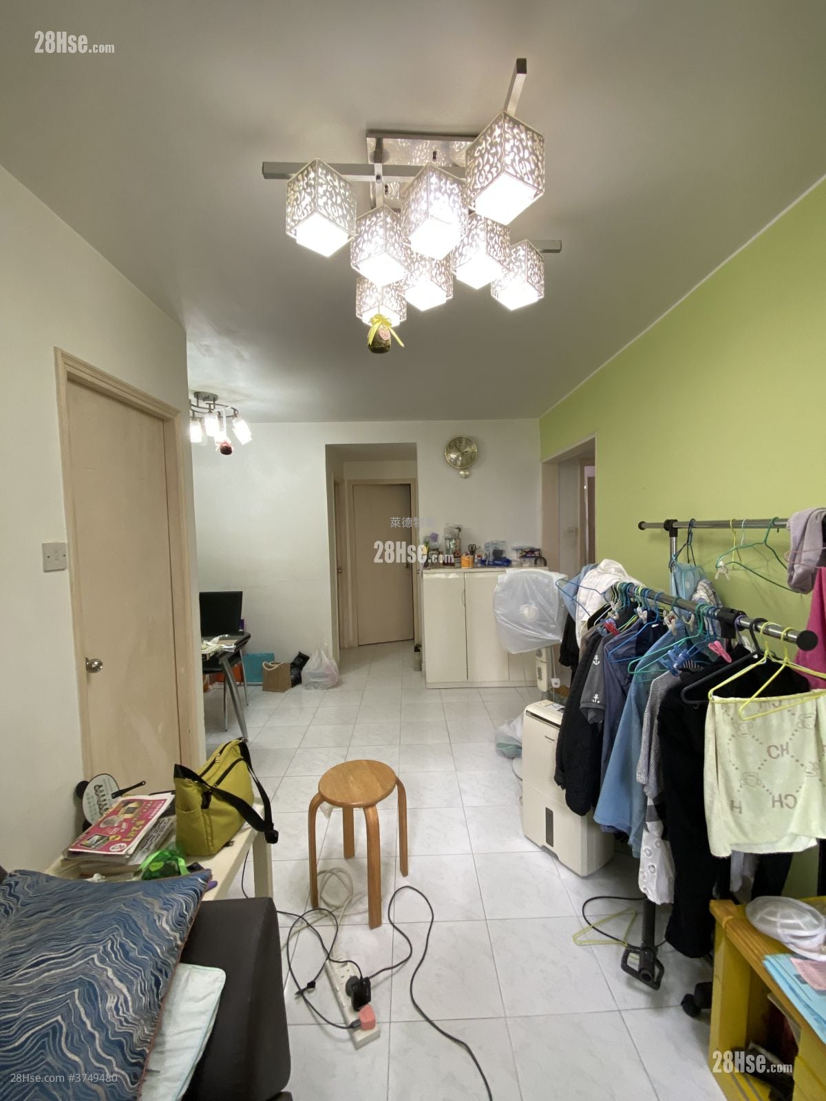 慈爱苑 售盘 3 房 , 1 浴室 645 平方尺