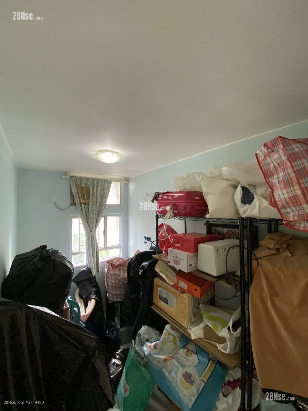 慈爱苑 售盘 3 房 , 1 浴室 645 平方尺