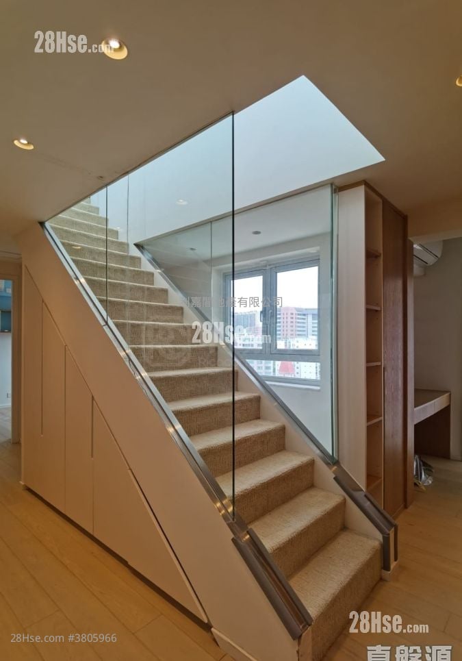 Ming Court Sell 4 Bedrooms 2,271 ft²