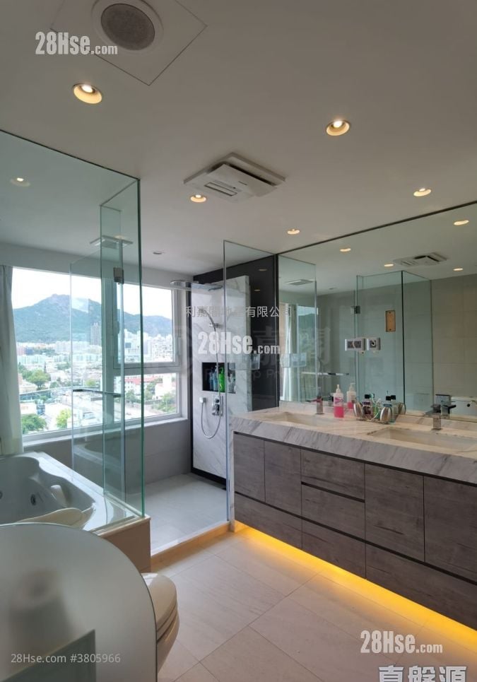 Ming Court Sell 4 Bedrooms 2,271 ft²