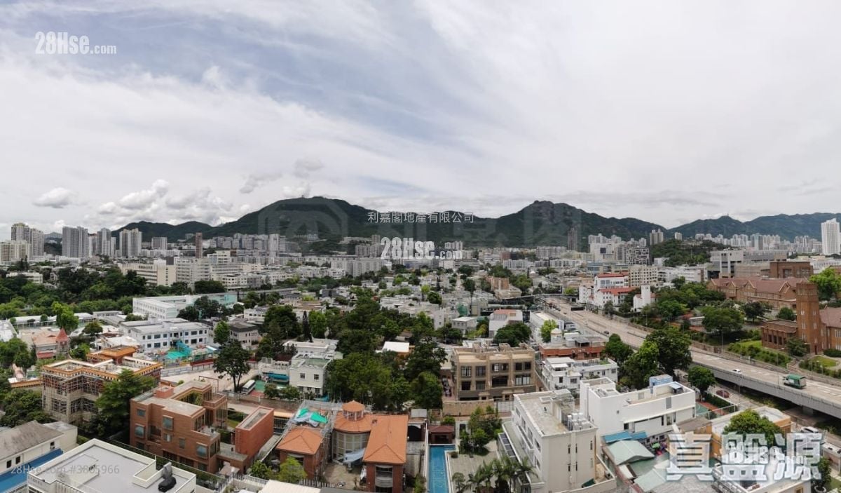 Ming Court Sell 4 Bedrooms 2,271 ft²