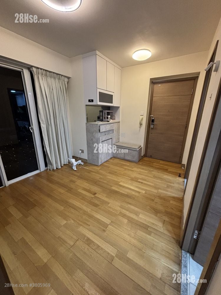 Metroregalia Rental 2 Bedrooms , 1 Bathroom 346 ft²