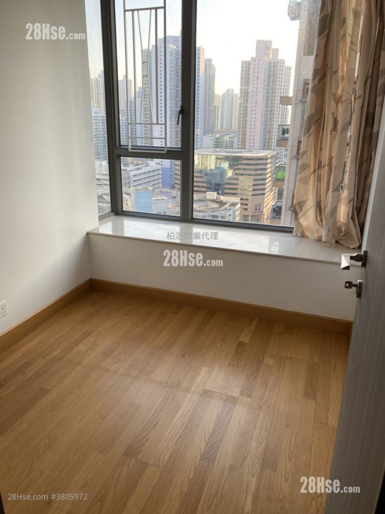 Heya Crystal Rental 2 Bedrooms , 1 Bathroom 505 ft²