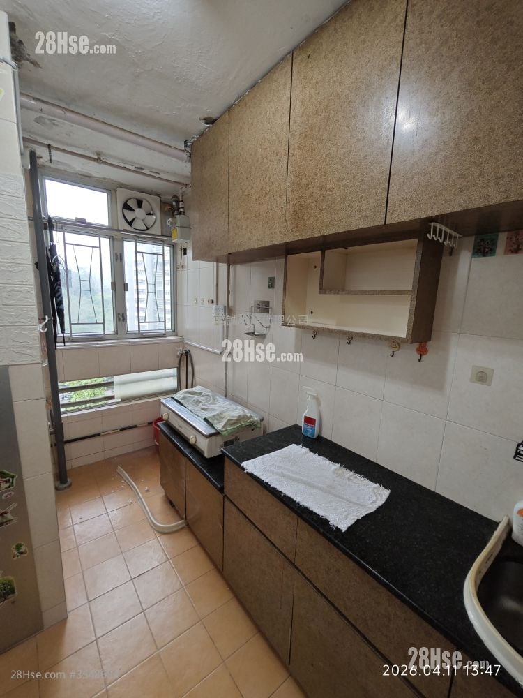 Leung King Estate Rental 2 Bedrooms , 1 Bathroom 385 ft²