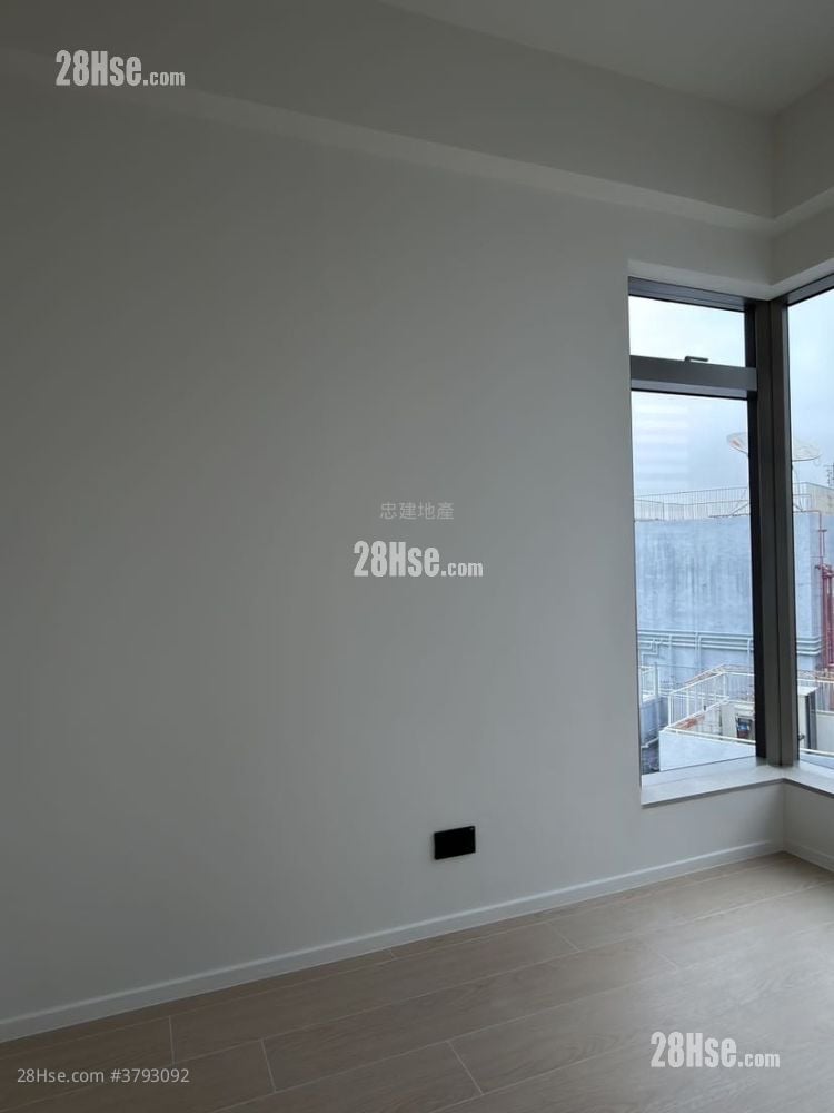 Finnie 租盘 2 房 , 1 浴室 364 平方尺