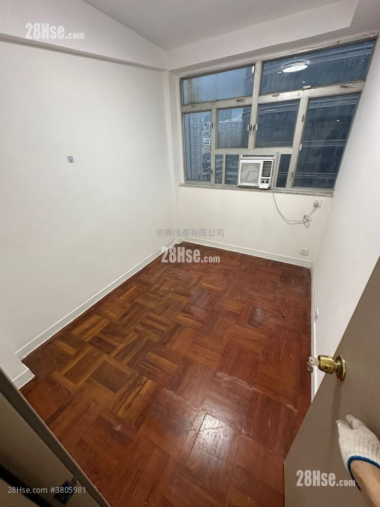 鴻運大樓 租盤 3 房 , 1 浴室 606 平方呎