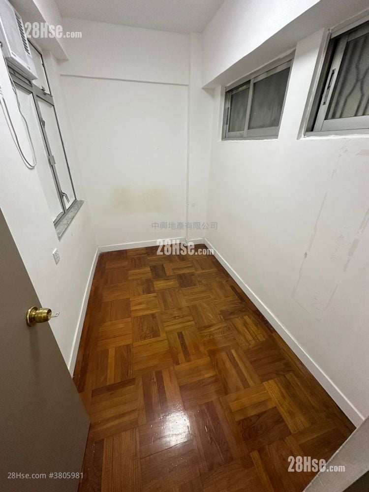 鴻運大樓 租盤 3 房 , 1 浴室 606 平方呎