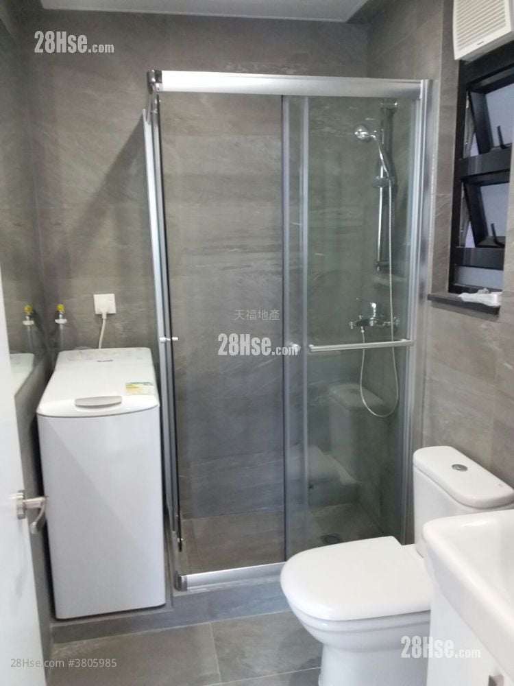 Hung Yip Building Sell 2 Bedrooms , 1 Bathroom 327 ft²