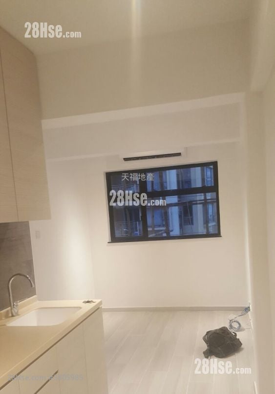 Hung Yip Building Sell 2 Bedrooms , 1 Bathroom 327 ft²