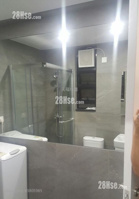 Hung Yip Building Sell 2 Bedrooms , 1 Bathroom 327 ft²