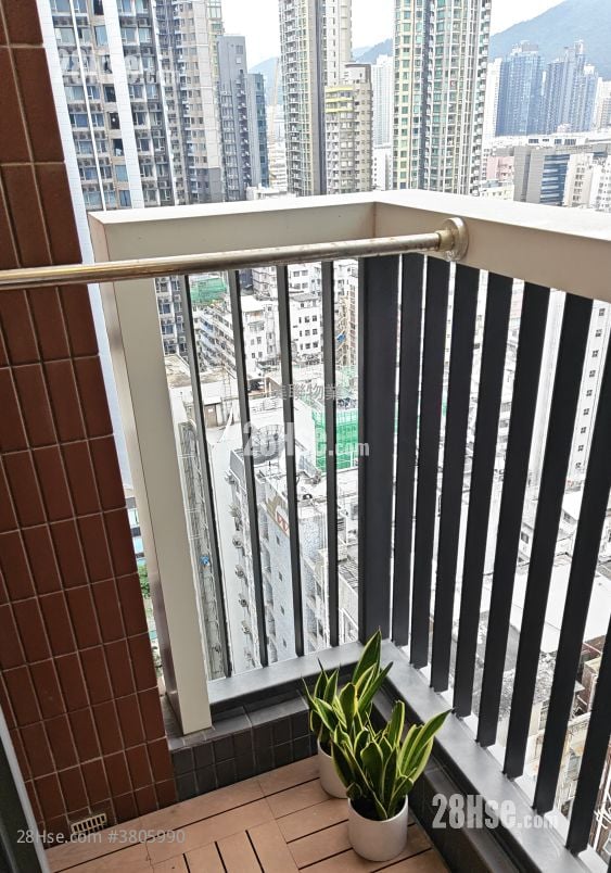 Park One Rental 3 Bedrooms , 1 Bathroom 418 ft²