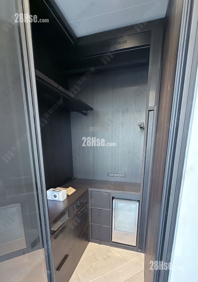 Henley Park 售盘 2 房 , 1 浴室 476 平方尺