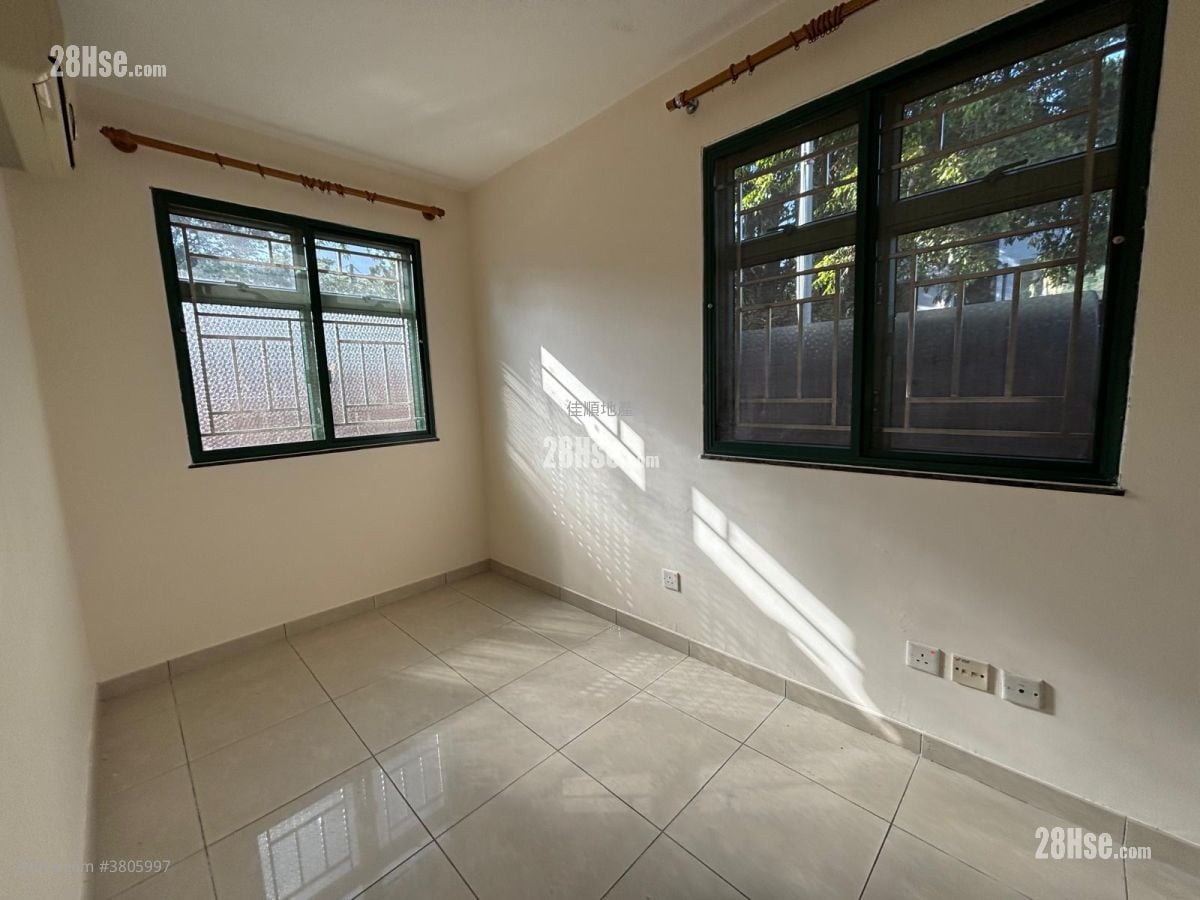 Village Rental 3 Bedrooms , 1 Bathroom