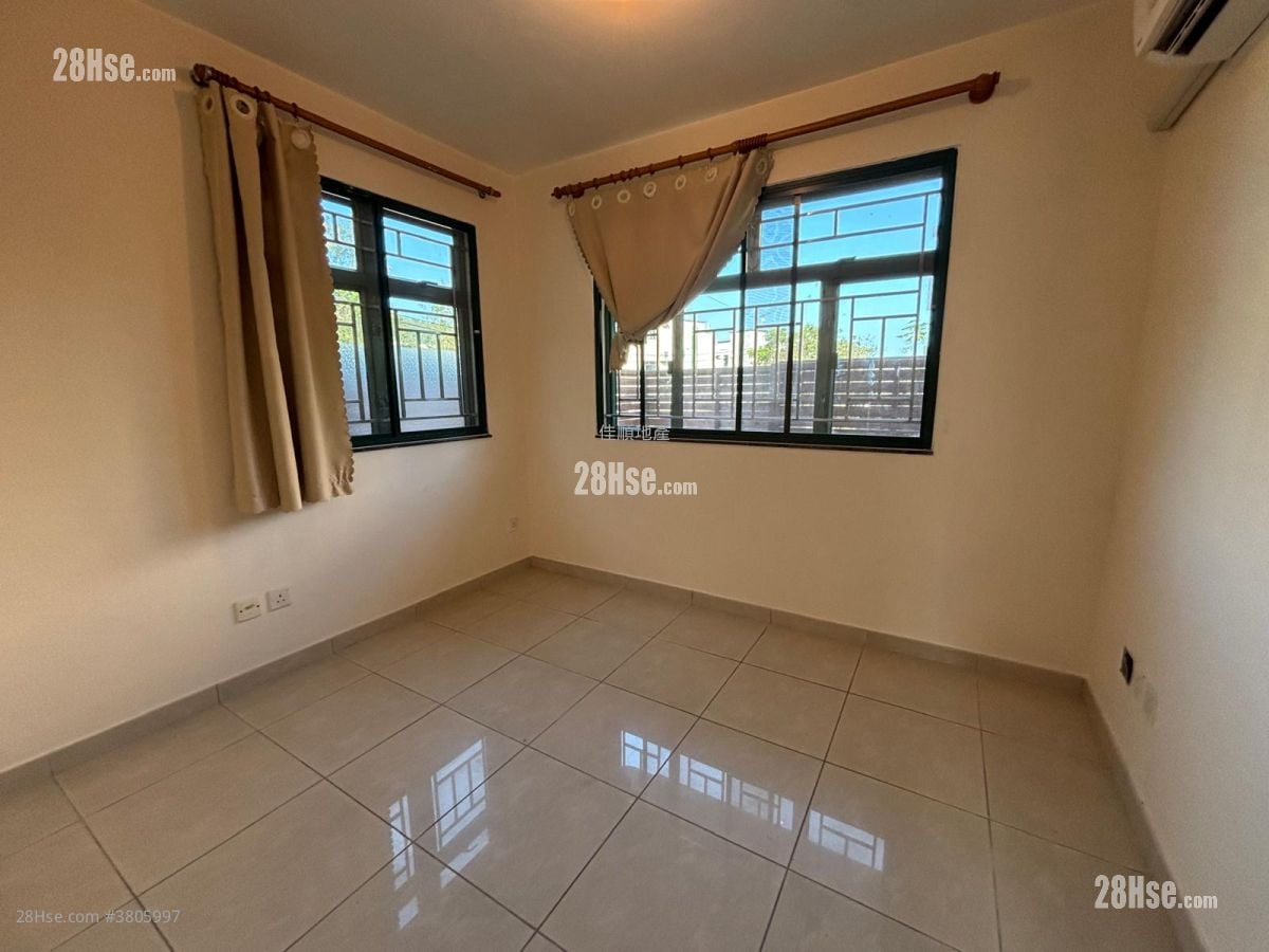 Village Rental 3 Bedrooms , 1 Bathroom