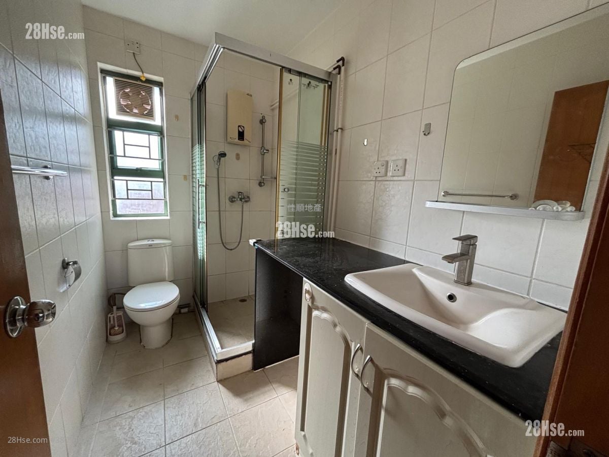 Village Rental 3 Bedrooms , 1 Bathroom