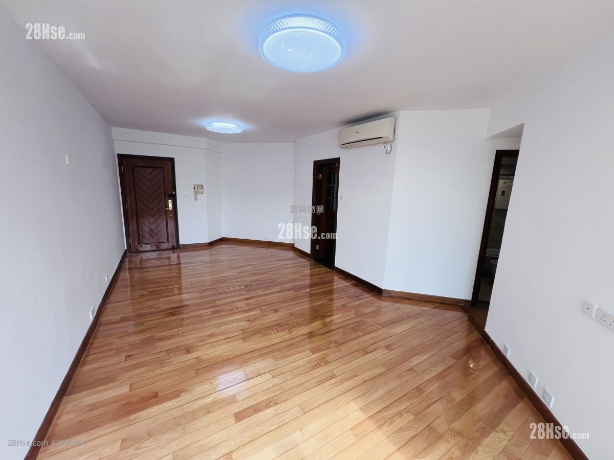 Majestic Park Rental 3 Bedrooms , 2 Bathrooms