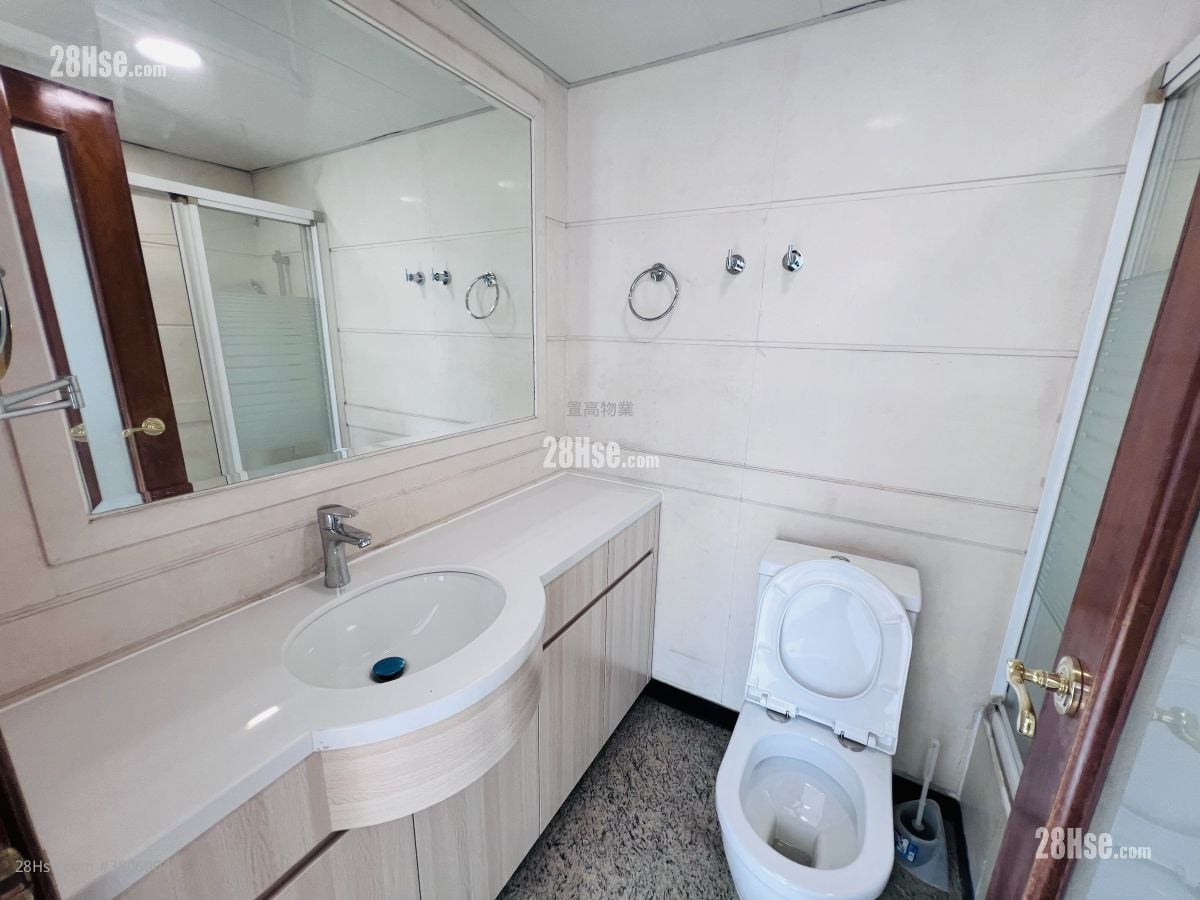 Majestic Park Rental 3 Bedrooms , 2 Bathrooms