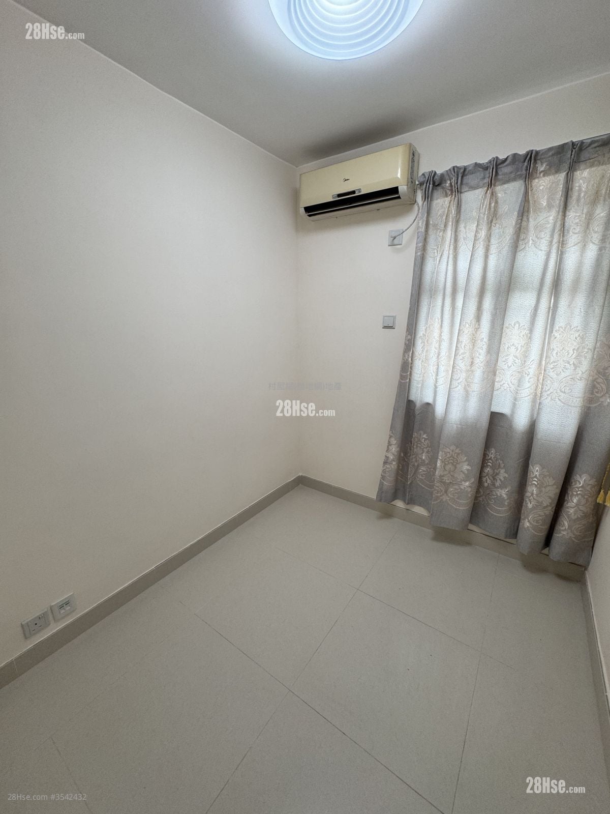 Village Rental 2 Bedrooms , 1 Bathroom