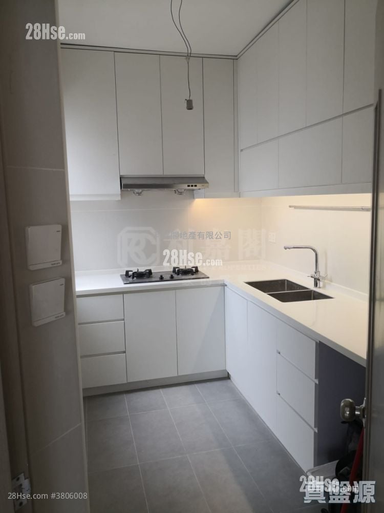 Whampoa Garden Sell 4 Bedrooms 910 ft²