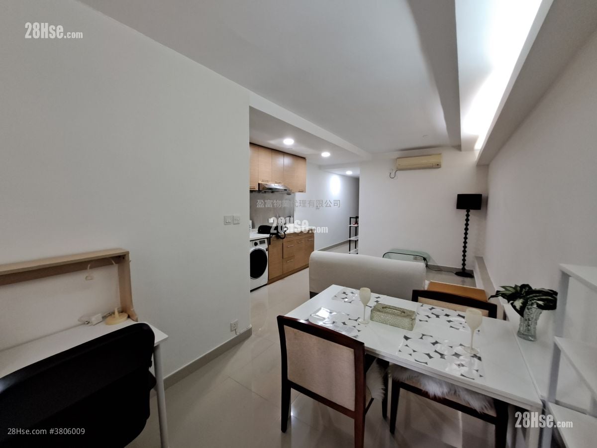 兆宜大厦 租盘 1 房 , 2 浴室 554 平方尺