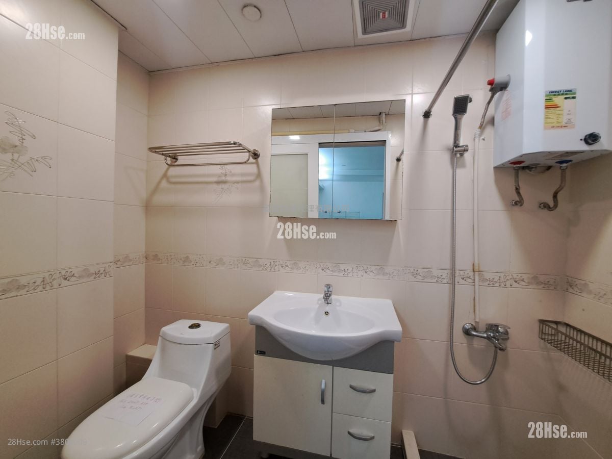 兆宜大厦 租盘 1 房 , 2 浴室 554 平方尺