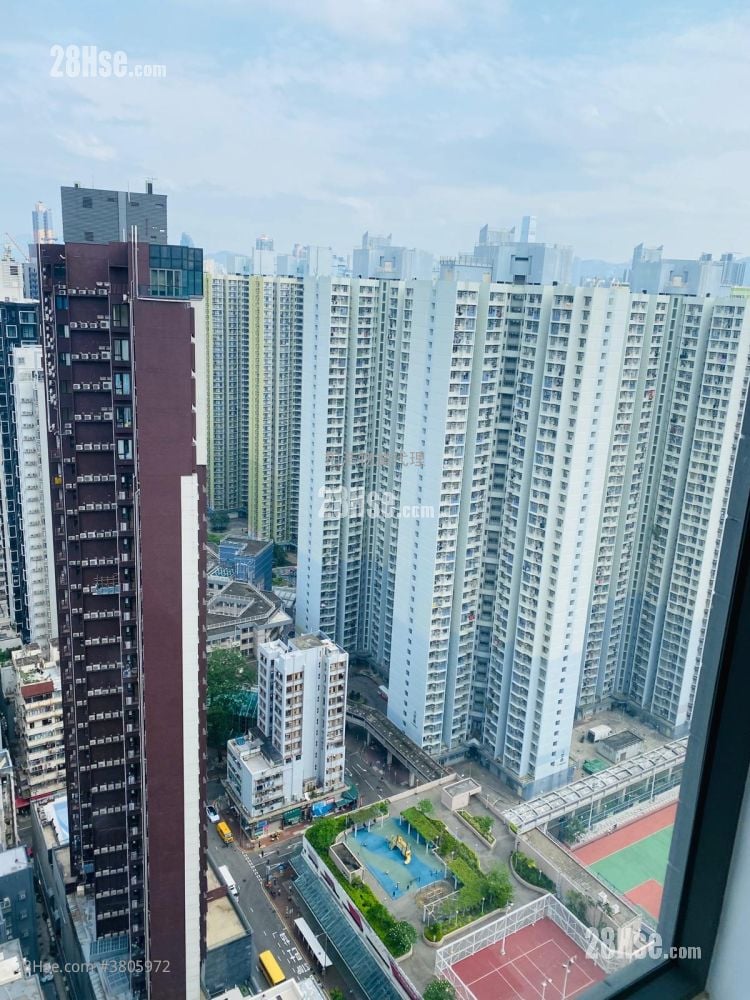 Heya Crystal Rental 2 Bedrooms , 1 Bathroom 505 ft²