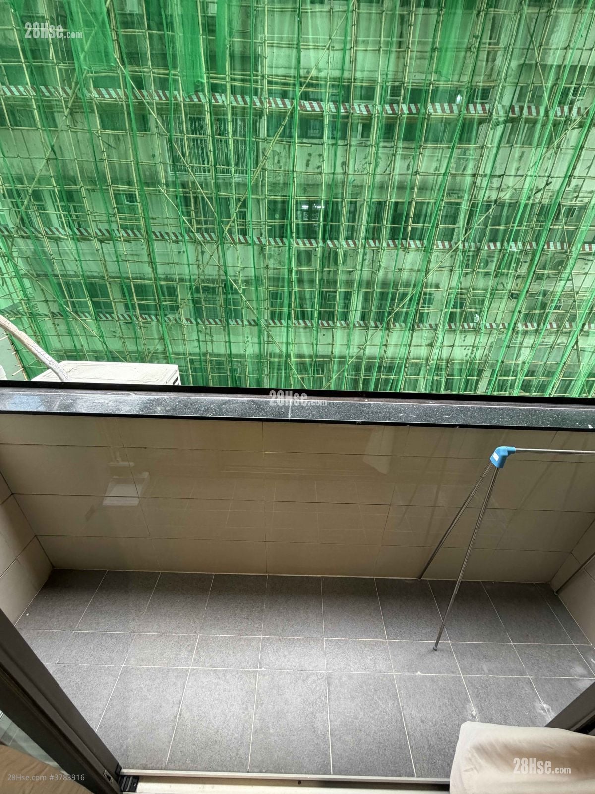 Hoi Deen Court Rental 180 ft²