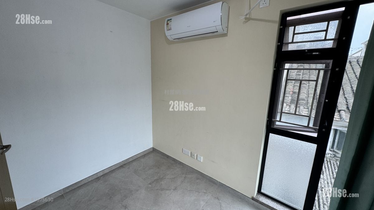 村屋 租盘 3 房 , 2 浴室