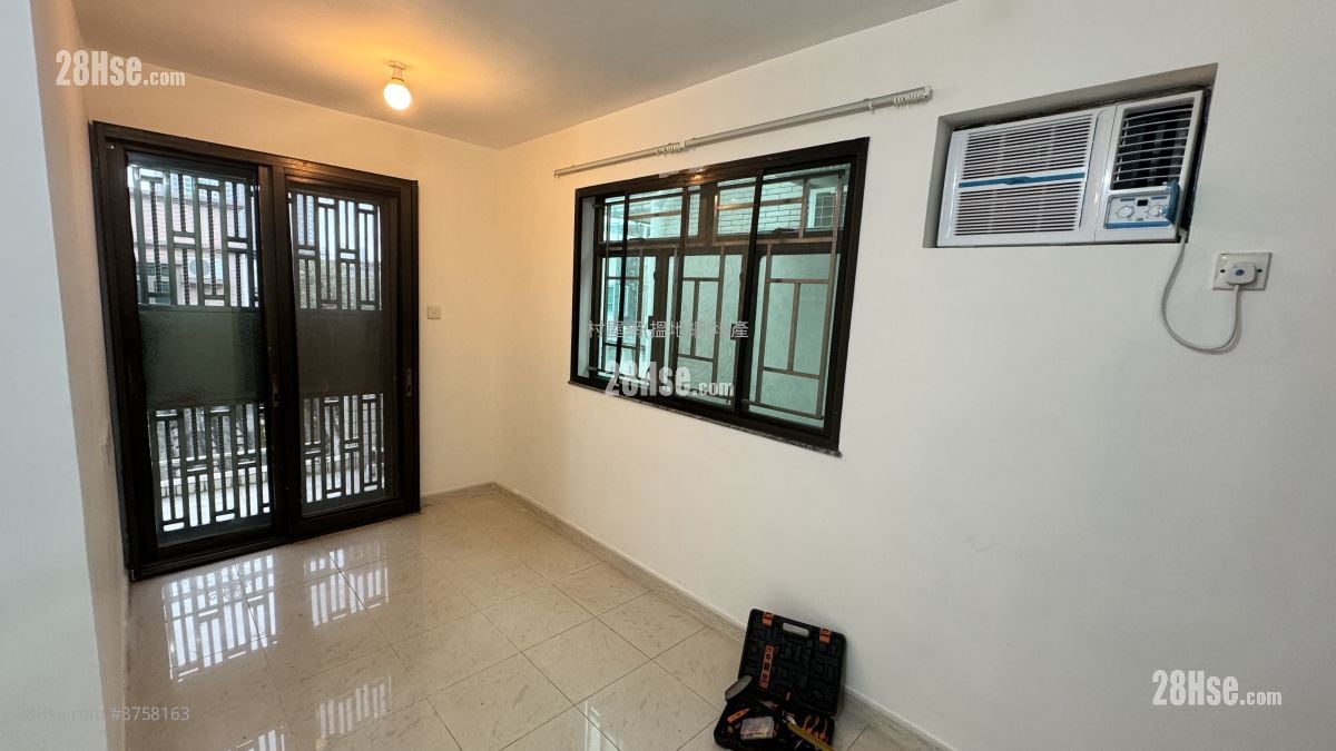 村屋 租盤 2 房 , 1 浴室