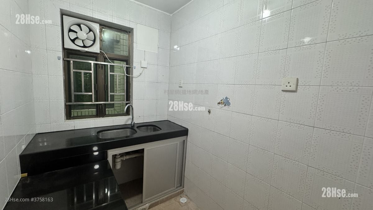 村屋 租盤 2 房 , 1 浴室