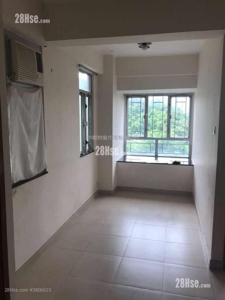 Golden Lion Garden Sell 1 Bedroom , 1 Bathroom 266 ft²