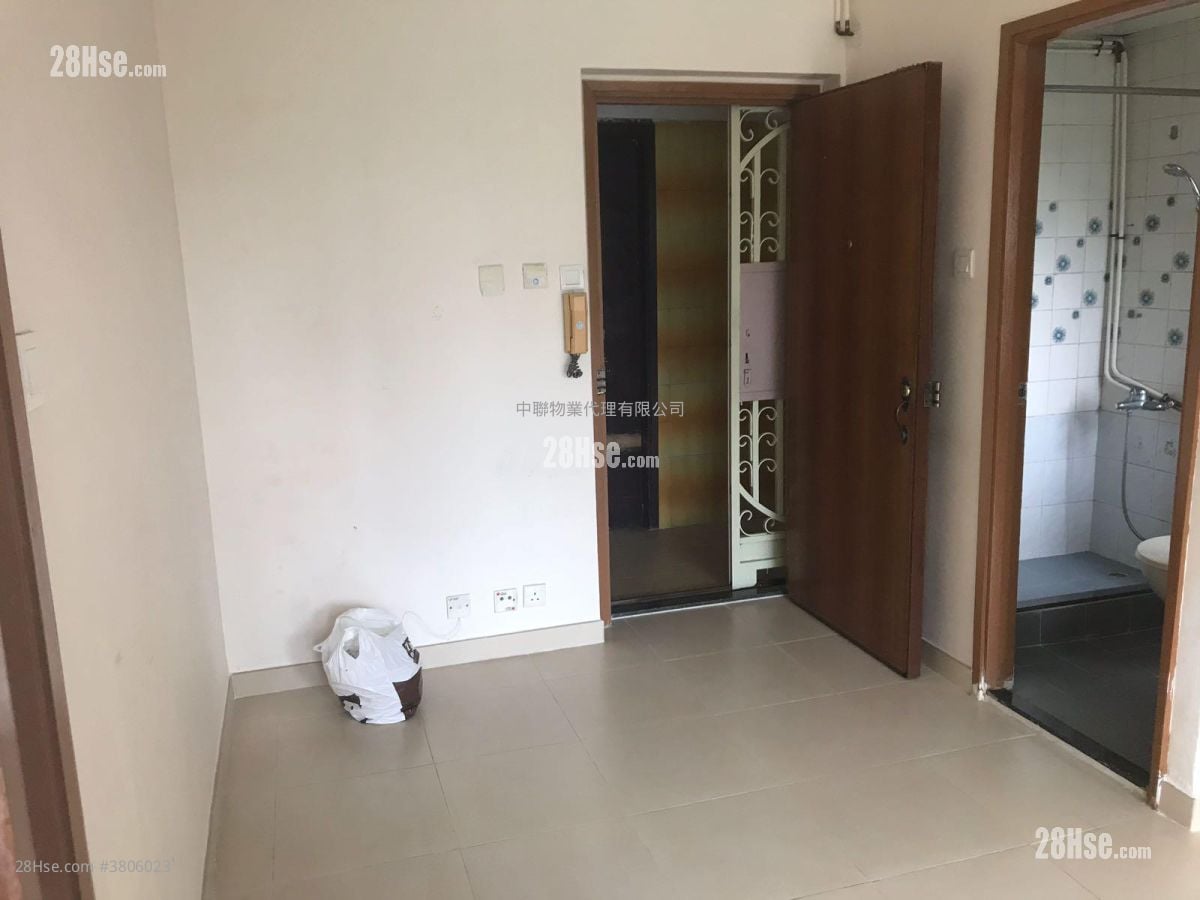 Golden Lion Garden Sell 1 Bedroom , 1 Bathroom 266 ft²