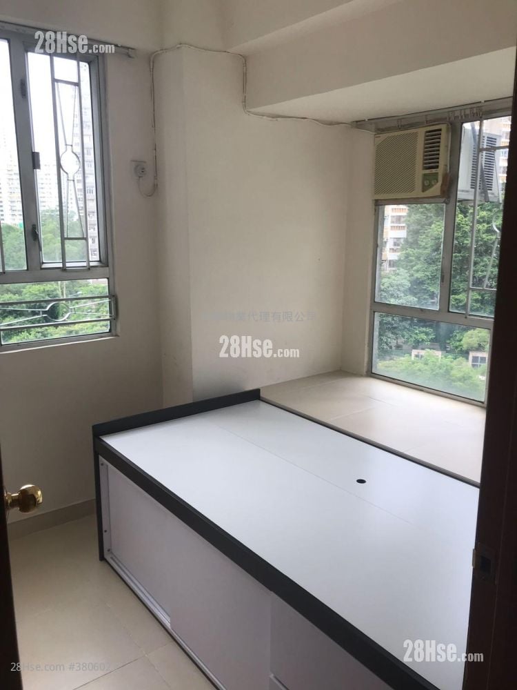 Golden Lion Garden Sell 1 Bedroom , 1 Bathroom 266 ft²