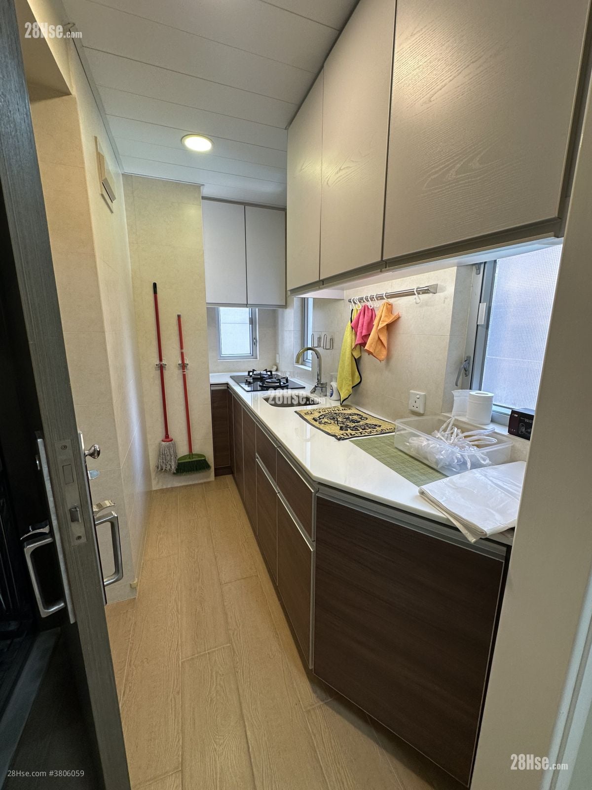 Kam Hing Building Sell 1 Bedroom , 1 Bathroom 326 ft²