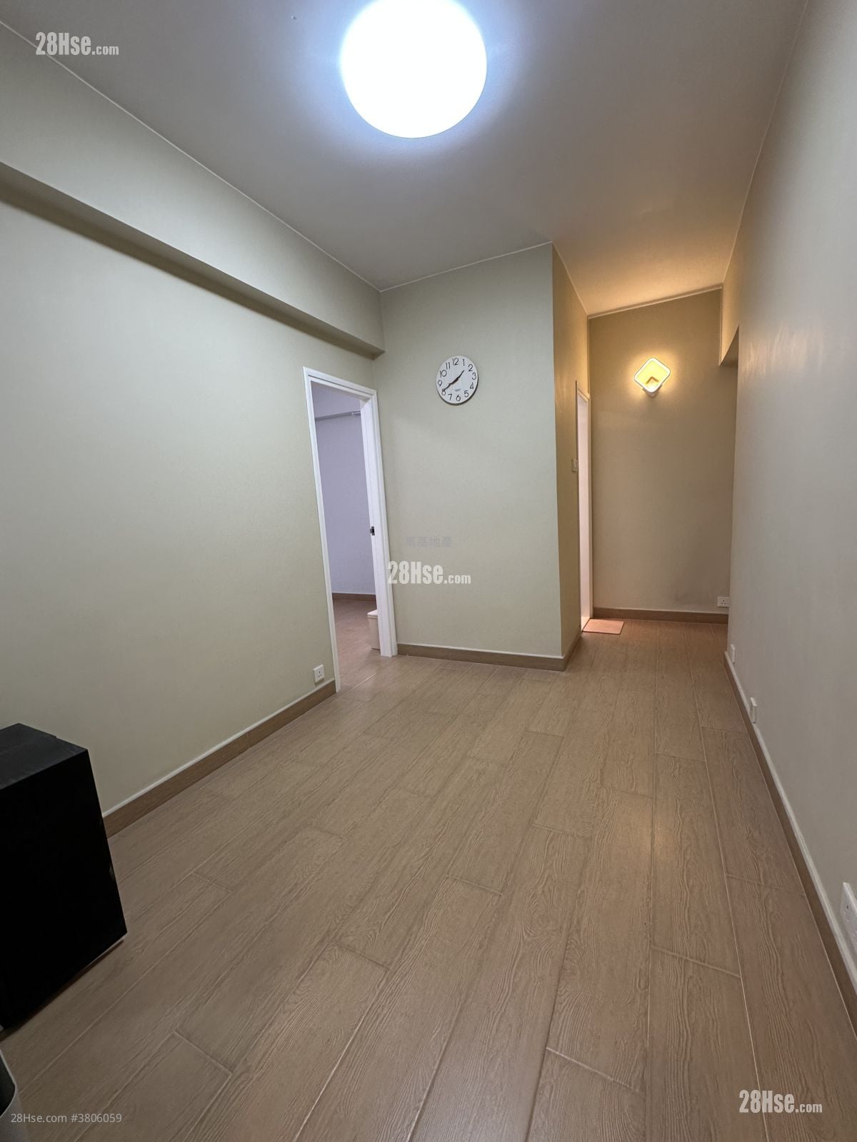 Kam Hing Building Sell 1 Bedroom , 1 Bathroom 326 ft²